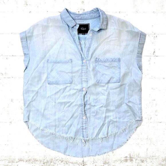 Rails Light Chambray Rolled Cuff Button Down Classic Short Sleeve Top Size Small - Picture 1 of 10